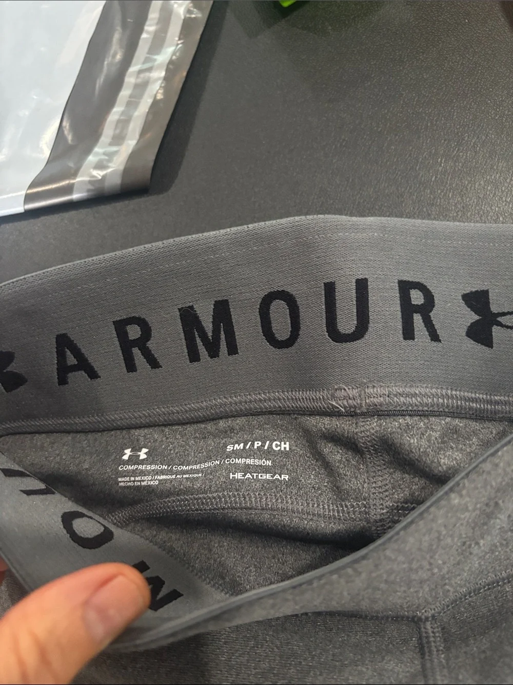 Under Armour womHeatGear Compression Boxer Briefs - Gray